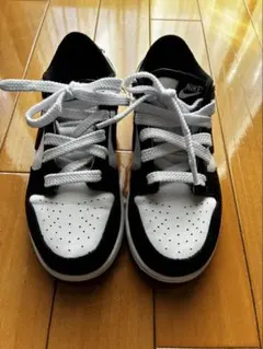 Nike Dunk Low 黒/白 キッズ/18.5cm