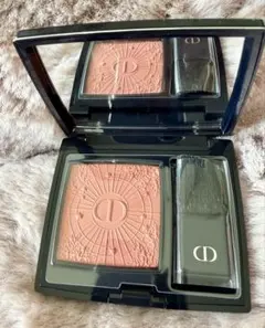 Dior ルージュブラッシュ　556 コスミックコーラル　　チーク　新品未使用