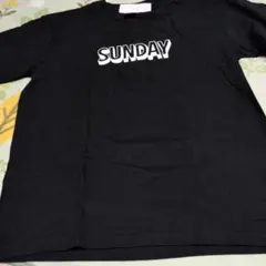 SUNDAY 半袖Tシャツ ブラックのサムネイル