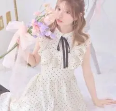 michellMacaronミシェルマカロン ドットフリルティアードワンピース michellMacaronミシェルマカロン ドットフリルティアードワンピース