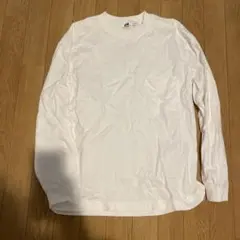 ホワイト 長袖カットソー 左胸ポケット付き