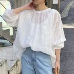 【美品】大人気 コラージュ ガリャルダガランテ ラミー2WAYブラウス 白 麻