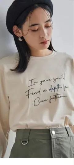 キナリベージュ 長袖Tシャツ Fサイズのサムネイル