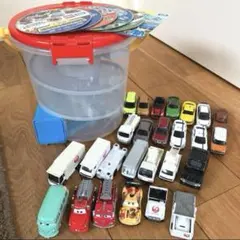 でるでるバケツ、26台セット、カーズJALほかトミカ26台、DVDおまけ