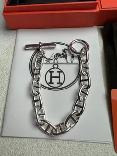 Item thumbnail for item fee05342-24ed-401e-b8c6-bfb3f83106a0