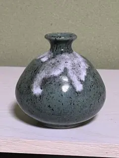 【美濃焼】緑釉一輪挿し　箱無し
