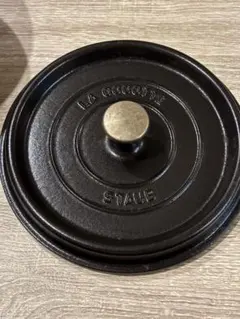2026年最新】ストウブ staub 22cmの人気アイテム - メルカリ