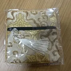 和風金色刺繍ポーチ