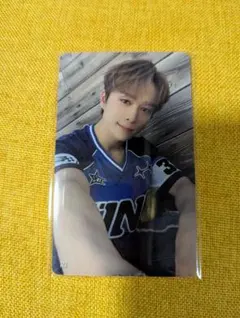 Item thumbnail for item 5b315398-b81f-4594-9b98-6cdaff1b95a9