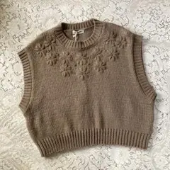 新品　sm2 サマンサモスモス　花刺繍♪可愛いゆったりニットベスト