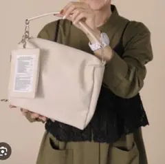 み*ん様 値下げ　美品　レプシィム　ハンドバッグ 取り外しポーチ付き