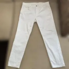 UNIQLO ホワイト スリムフィット パンツ