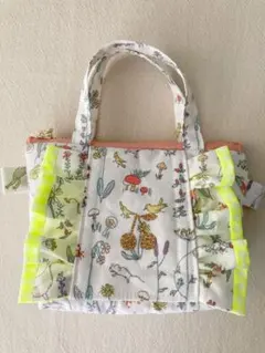 ハンドメイド　リバティ　ミニミニフリルポーチ