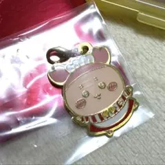 ちいかわレストラン　メタルチャーム　ちいかわ　古本屋　カニちゃん
