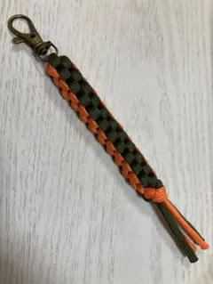 ゴルフ　ティーホルダー　ハンドメイド　アーミーグリーン✖️オレンジ　バックチャーム