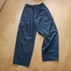 GU バレルルックパンツ