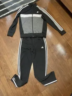 adidas ジャージ 黒/灰色 ストライプ