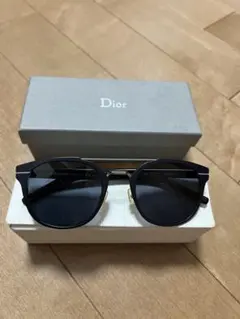 Dior Homme ディオール　オム　サングラスのサムネイル
