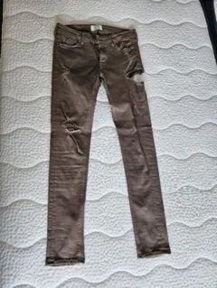 GYDA SIDE RIPPEDカラースキニーパンツ