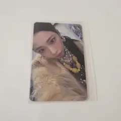 BABYMONSTER トレカ　ルカ　公式　WE GO UP　韓国　ポーチ封入