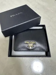 PRADA 二つ折り財布 ブラック/レッド