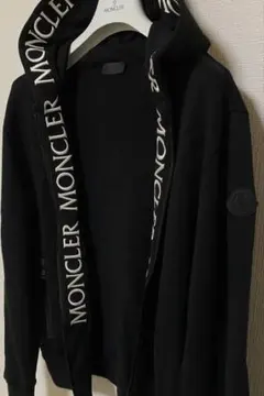 ■専用ページ■［新品同様］ MONCLER モンクレール パーカー(正規品)