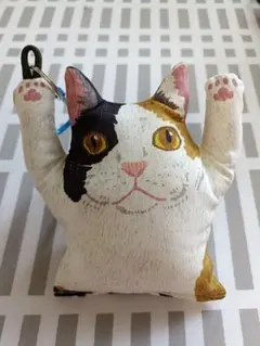 ハンドメイド　ぬいぐるみパスケース　ぬいぐるみチャーム　つれてってね三毛猫