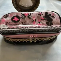 新品未使用品ディズニー　ミニーマウスポーチ