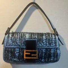 美品　FENDI ビーズ装飾 ショルダーバッグ