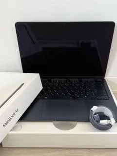 M3 16GBメモリ13インチMacBook Air 512GB -ミッドナイト