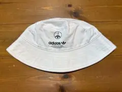 adidas ホワイト バケットハット　53cm