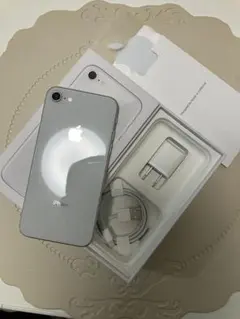 ★超美品★iPhone8★バッテリー100%シルバー ☆SIMフリー☆箱&備品付