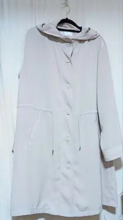 ベージュ フード付き ロングコート