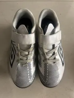 umbro サッカーシューズ ホワイト ストライプ