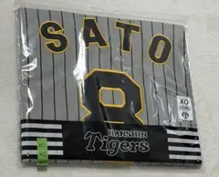 T*Y様 阪神タイガース　佐藤輝明　ビジターユニフォーム　旧　激レア　xo 阪神タイガース 佐藤輝明 ビジターユニフォーム 旧 激レア xo - メルカリ