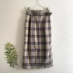 A557 LOWRYS FARM ロングタイトスカート　ベルト付き　チェック柄