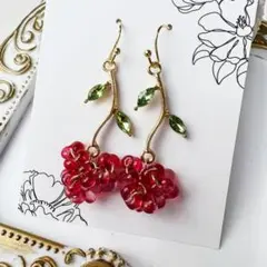 大人のチェコビーズ・1輪のプレゼントピアス10