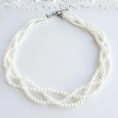 小粒パール3連編み込みネックレス｜上品で軽やかな華やぎ｜結婚式・入学式・卒業式