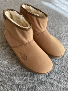 Item thumbnail for item 3703d445-4aa7-4daf-a53c-48b30e27fb19