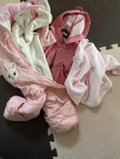 ピンクのウサギ刺繍アウターとジャケットセット