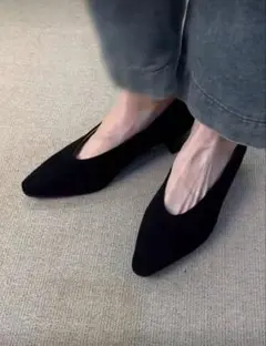 スクエアトゥ チャンキーヒール ブラックパンプス