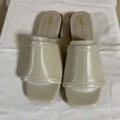 Oriental Traffic クリーム色スライドサンダル
