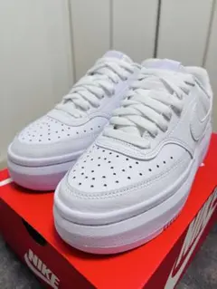 新品　23.5cm NIKE コートビジョンアルタ 即時発送　厚底