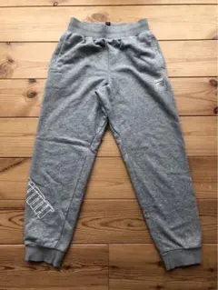 PUMA スウェットパンツ 150 グレー ロゴ入り