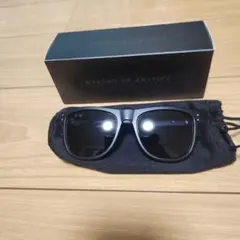 Item thumbnail for item 810fd276-9e10-41b8-b8ed-800e8611c56e