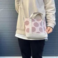 Item thumbnail for item 52a65153-a311-4576-b302-4c9ff2a3dc2d