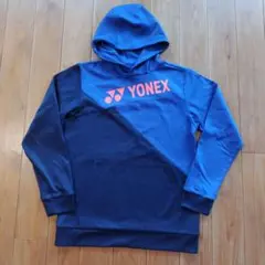 YONEX フード付き　パーカー 　Mサイズ
