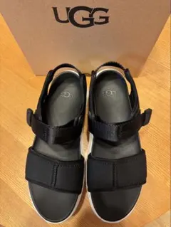 専用【美品】UGG ブラック スポーツサンダル
