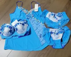 Item thumbnail for item 80f4c8cc-5070-43c4-9faa-3bf680635988