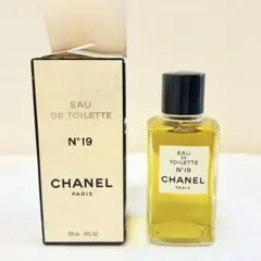 新品未使用　シャネル　CHANEL N°19 オードトワレ　香水　118ml